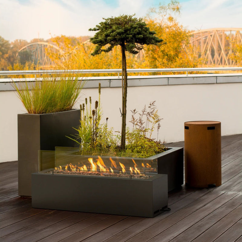 Fireplace Galio manual series - view of black fireplace in outdoor patio area