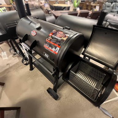 Offset Smoker | Char-Griller Grand Champ  top right view in shop
