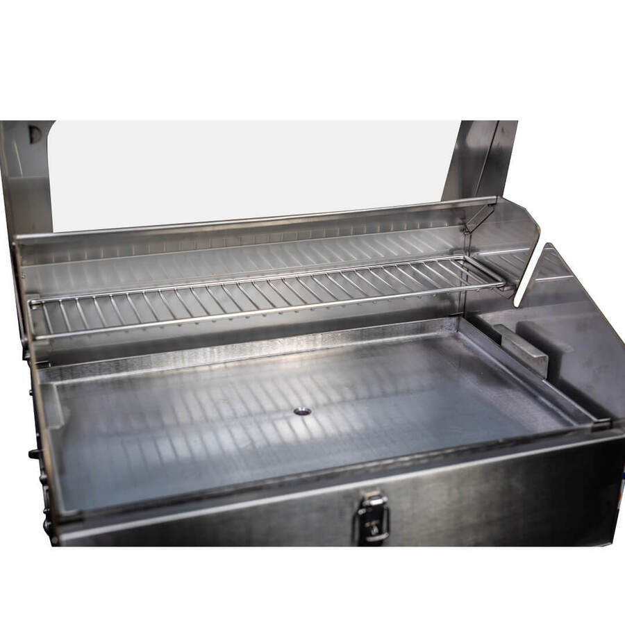 Portable BBQ | Marine | Boat | Galleymate 1100 close up of flat  tray