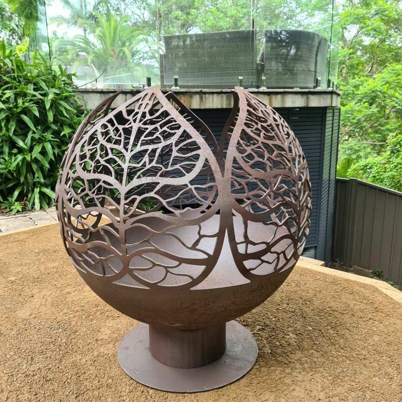Outdoor Globe Fire Pits | World | ANZAC | Death Star | Leaf showing the lead model in back yard