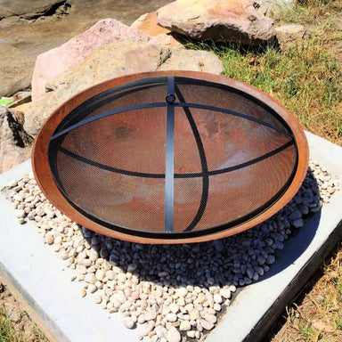 Outdoor Fire Pit Bundle | Cauldron Hearth with Lid and Ember Screen close up