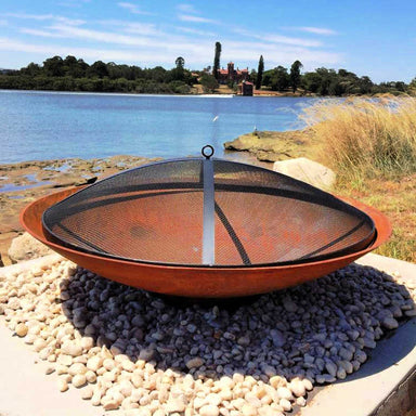 Fire Pit Accessory: Ember Screen close up side view