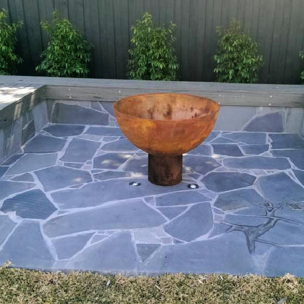 Fire Pit: The Goblet Of Fire in cast iron not lit in seating setting