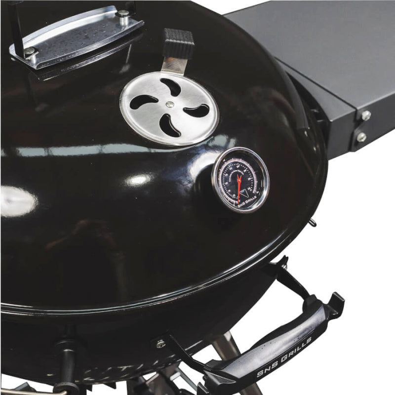 Slow 'N Sear Kettle BBQ Black: SNS Grills showing thermometer